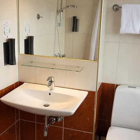 Milling Plaza Hotel 4*
