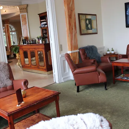 Hotell Milling Plaza 4*
