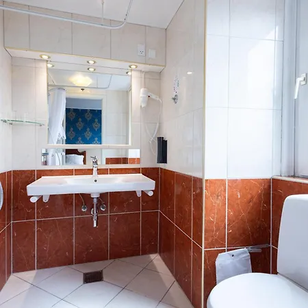 Milling Plaza Hotel 4*
